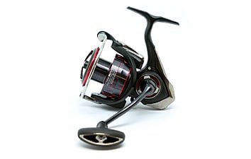Катушка Daiwa 17 Fuego LT