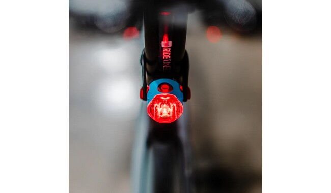 Мигалка Lezyne Femto USB Drive - дополнительное фото 1