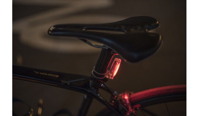 Комплект мигалок Knog Plus Twinpack - дополнительное фото 12