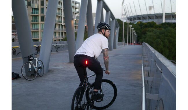 Комплект мигалок Knog Plus Twinpack - дополнительное фото 32