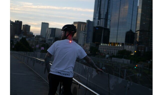 Комплект мигалок Knog Plus Twinpack - дополнительное фото 34