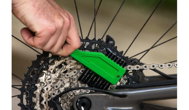 Щітка для чищення касети Juice Lubes Scrubber from Another Mother - дополнительное фото 2