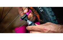 Насос Muc-Off MTB Inflator Kit - дополнительное фото 4