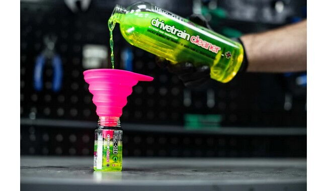 Очиститель Muc-Off Bio Drivetrain 750 мл - дополнительное фото 2