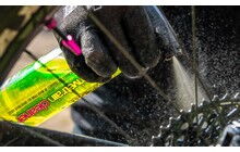 Очищувач Muc-Off Bio Drivetrain 500 мл - дополнительное фото 1