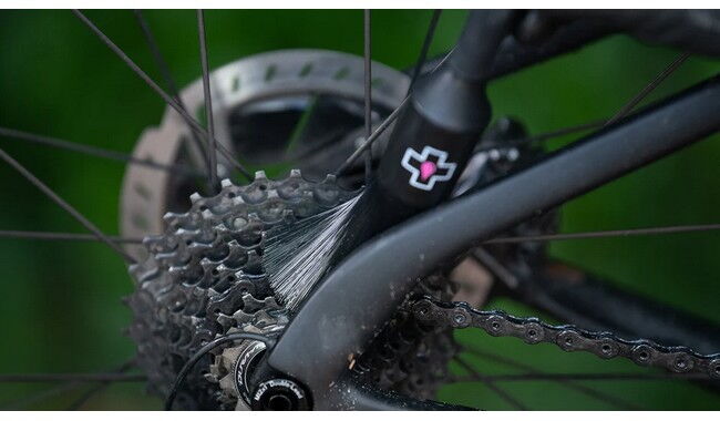 Щітка Muc-Off Drivetrain Detailing - дополнительное фото 2