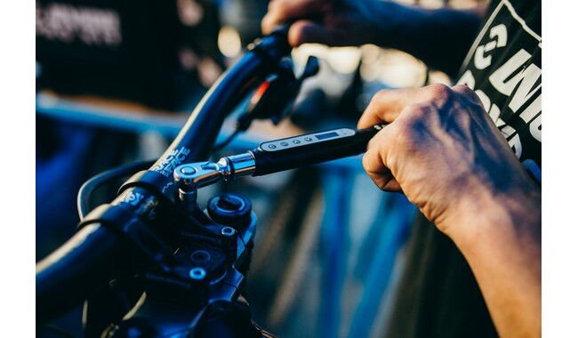 Динамометричний ключ Unior 1/4" 1-20 Nm - дополнительное фото 3