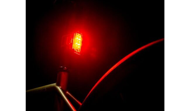 Мигалка Lezyne Strip Drive Pro 400+ - дополнительное фото 5