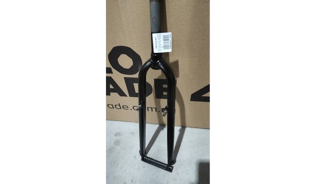 Вилка Tandem Discovery Amulet 27.5" - дополнительное фото 2