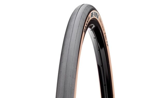 Покрышка Maxxis Re-Fuse 700x40C Foldable MaxxShield TR TW - фото 1