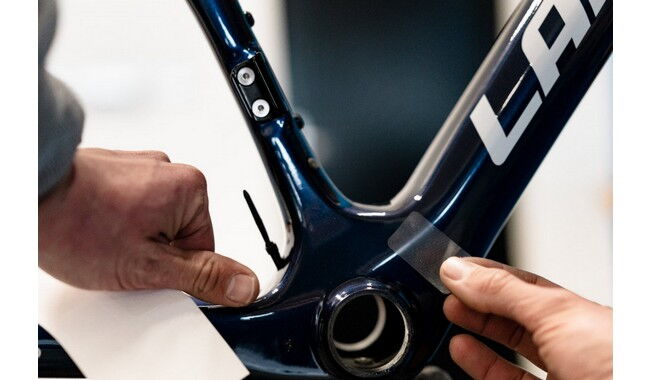 Захист рами Zefal Skin Armor Shiny L - дополнительное фото 4