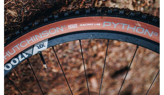 Покрышка Hutchinson Python 3 Racing Lab 29x2.3" - дополнительное фото 5
