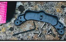 Адаптер крепления крыла Juice Lubes EVO Bolt-On DVO Onyx SC - дополнительное фото 1