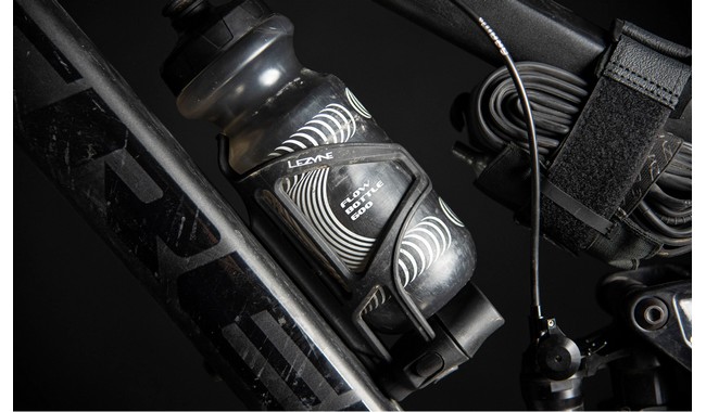 Фляготримач Lezyne Tubeless Flow Storage Loaded w/o CO2 - дополнительное фото 4