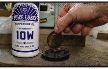 Масло для вилок и амортизаторов Juice Lubes 10W 500 мл - дополнительное фото 2