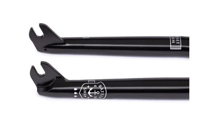 Вилка Wethepeople Battleship з вибігом 24 мм - дополнительное фото 3