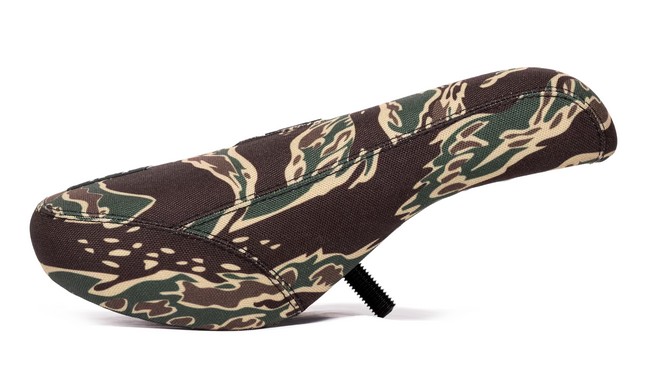 Сідло Wethepeople Team Pivotal Fat Camo - фото 1