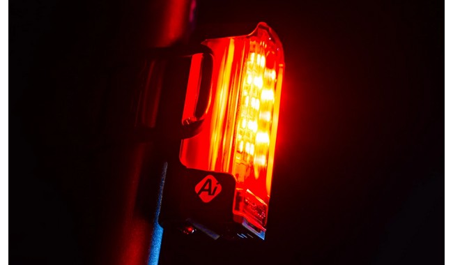 Мигалка Lezyne Strip Drive Pro Ai Alert 400+ - дополнительное фото 1