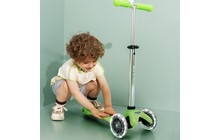 Самокат Micro Mini Deluxe Glow LED - дополнительное фото 8