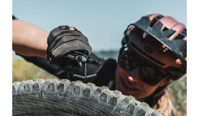 Фляготримач Lezyne Tubeless Flow Storage Loaded - дополнительное фото 11