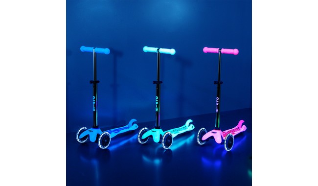 Самокат Micro Mini Deluxe Glow LED - дополнительное фото 17