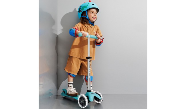 Самокат Micro Mini Deluxe Glow LED - дополнительное фото 18