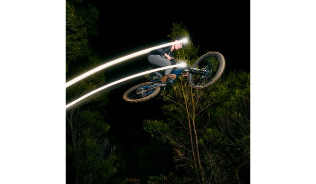 Велофара Knog Blinder X 2300 - дополнительное фото 11