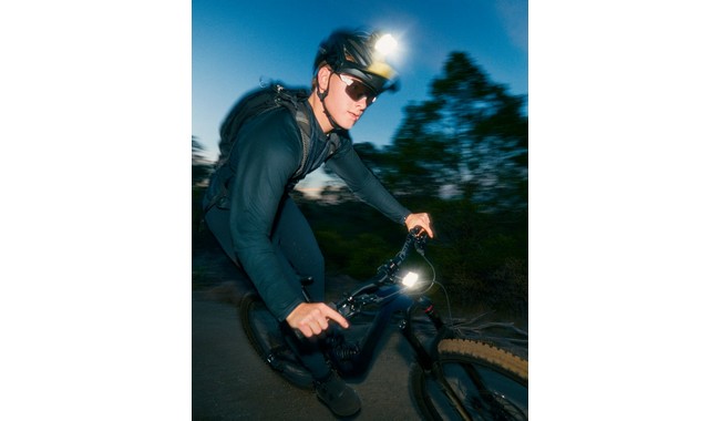 Велофара Knog Blinder X 2300 - дополнительное фото 14