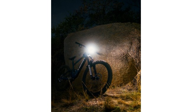 Велофара Knog Blinder X 2300 - дополнительное фото 15