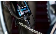Змазка ланцюга Muc-Off Wet 120 мл - дополнительное фото 1