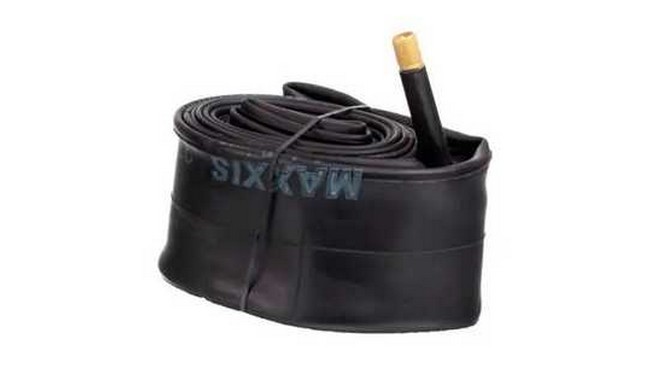 Камера 29" Maxxis Welter Weight 29x1.75-2.4" Schrader 48 мм OEM - фото 1