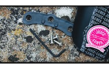 Адаптер крепления крыла Juice Lubes EVO Bolt-On Ohlins - дополнительное фото 1