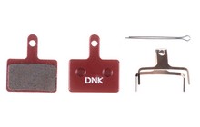 Гальмівні колодки DNK B01 Semi-Metallic - фото 1